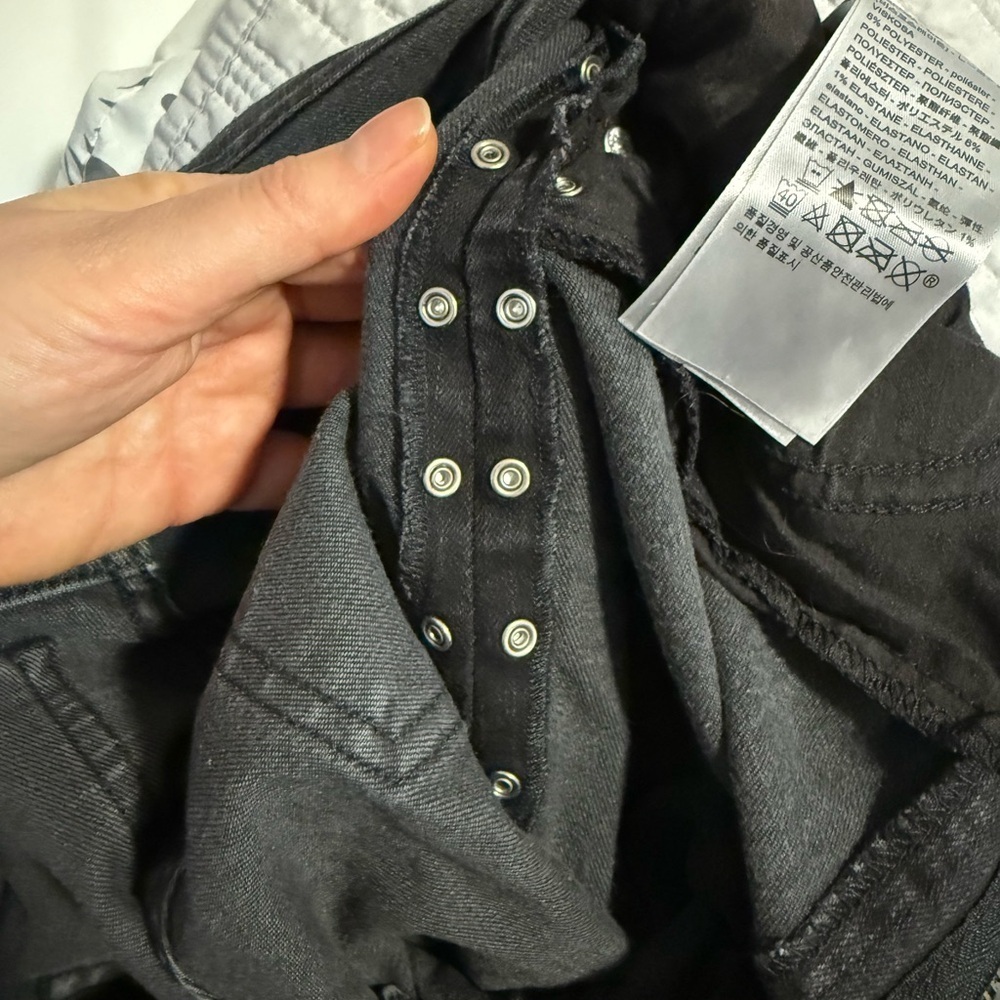 Levi’s Mile High Super Skinny Gray Jeans - Picture 6 of 6